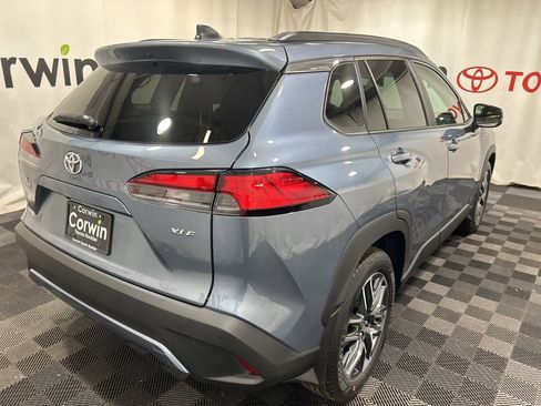 Used 2026 Toyota Corolla Cross XLE w/ Convenience Package image 7