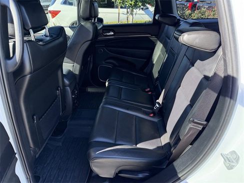 Used 2019 Jeep Grand Cherokee High Altitude image 24