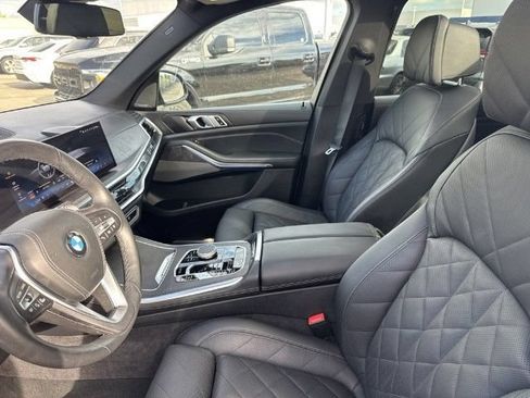 Used 2025 BMW X5 xDrive40i AWD/4WD image 6