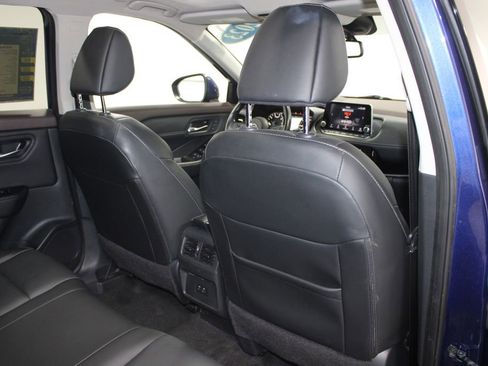 Used 2023 Nissan Rogue SL FWD image 31
