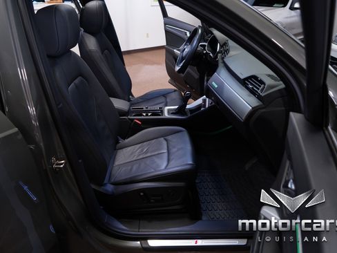 Used 2022 Audi Q3 2.0T Premium Plus w/ Premium Plus Package image 30