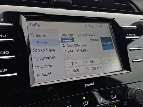 Used 2020 Toyota Camry LE image 17