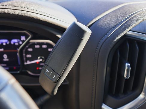 Certified 2022 GMC Sierra 3500 Denali image 26