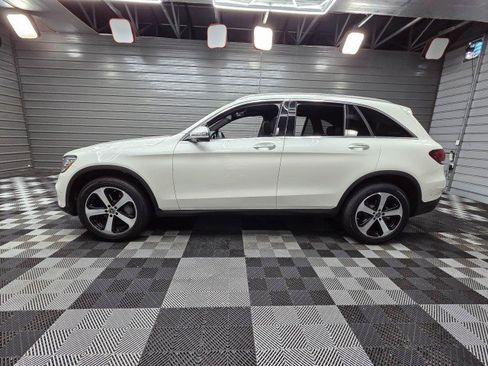 Used 2021 Mercedes-Benz GLC 300 4MATIC image 9