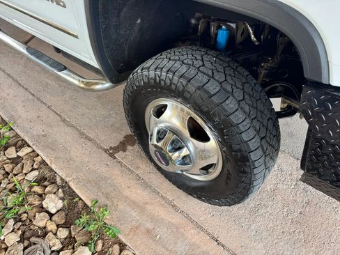 Used 2015 GMC Sierra 3500 Denali w/ Duramax Plus Package image 33