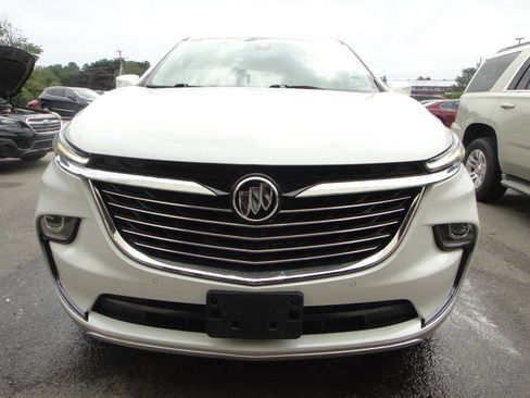 Used 2023 Buick Enclave Essence w/ Experience Buick Package AWD/4WD image 2