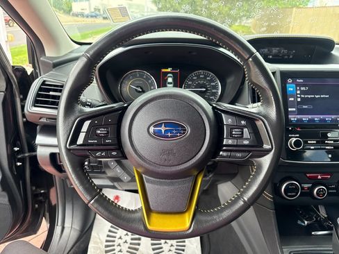 Used 2021 Subaru Crosstrek 2.5i Sport w/ Moonroof Package AWD/4WD image 15