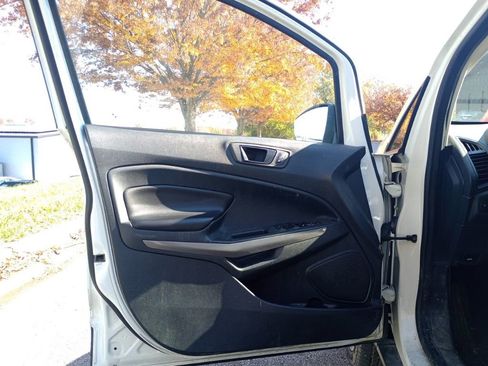 Used 2020 Ford EcoSport SES image 17