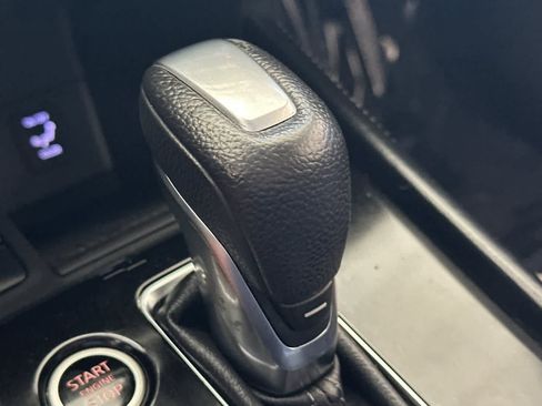 Used 2021 Nissan Kicks SR w/ Interior Electronics Package FWD image 27