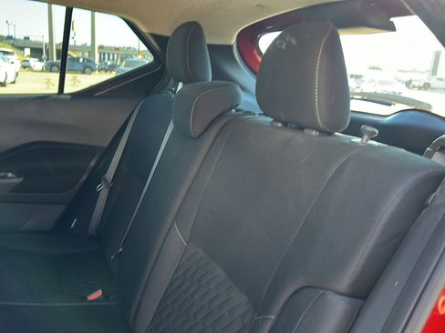 Used 2023 Nissan Kicks SV image 19