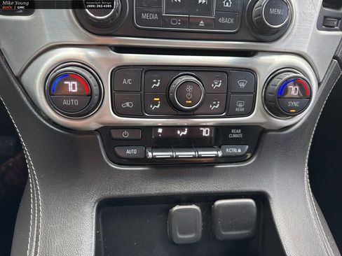 Used 2019 GMC Yukon SLE image 28