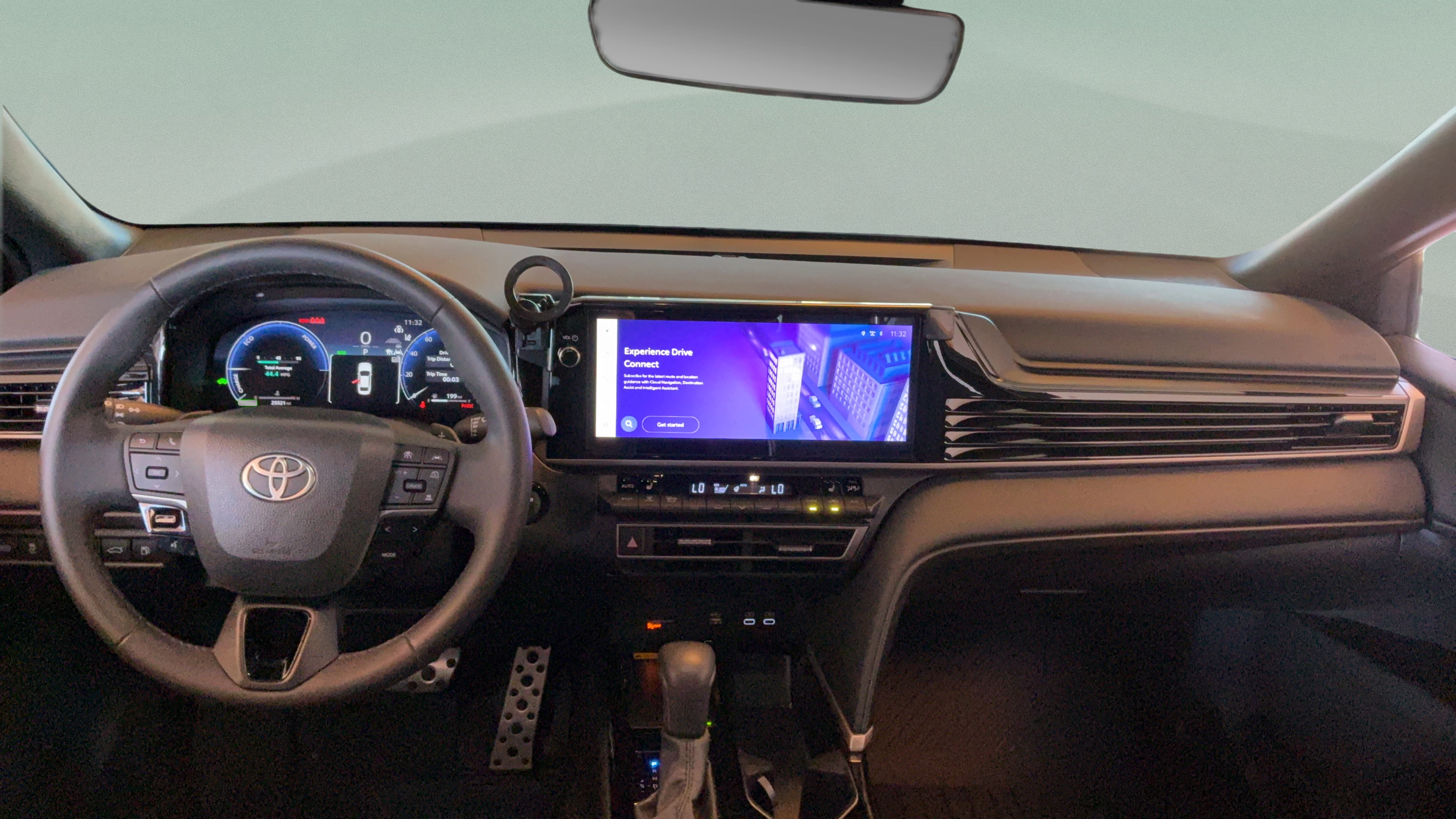 Used 2026 Toyota Camry XSE FWD image 27
