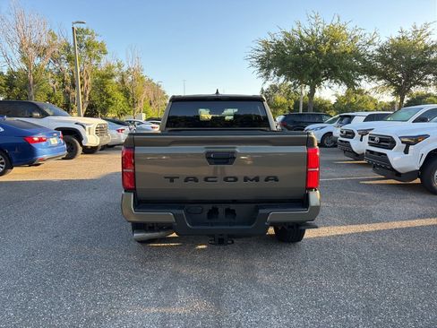 Used 2025 Toyota Tacoma TRD Sport RWD image 4