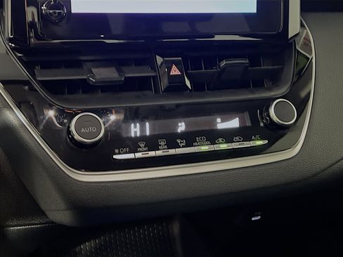 Used 2023 Toyota Corolla LE image 26