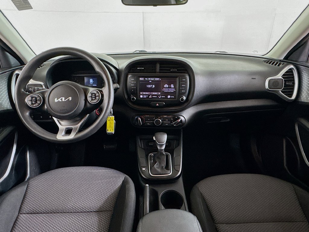 Used 2022 Kia Soul LX FWD image 26