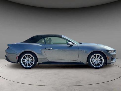 Used 2025 Ford Mustang GT Premium RWD image 10