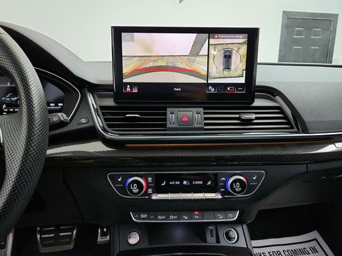 Used 2023 Audi SQ5 Prestige image 22