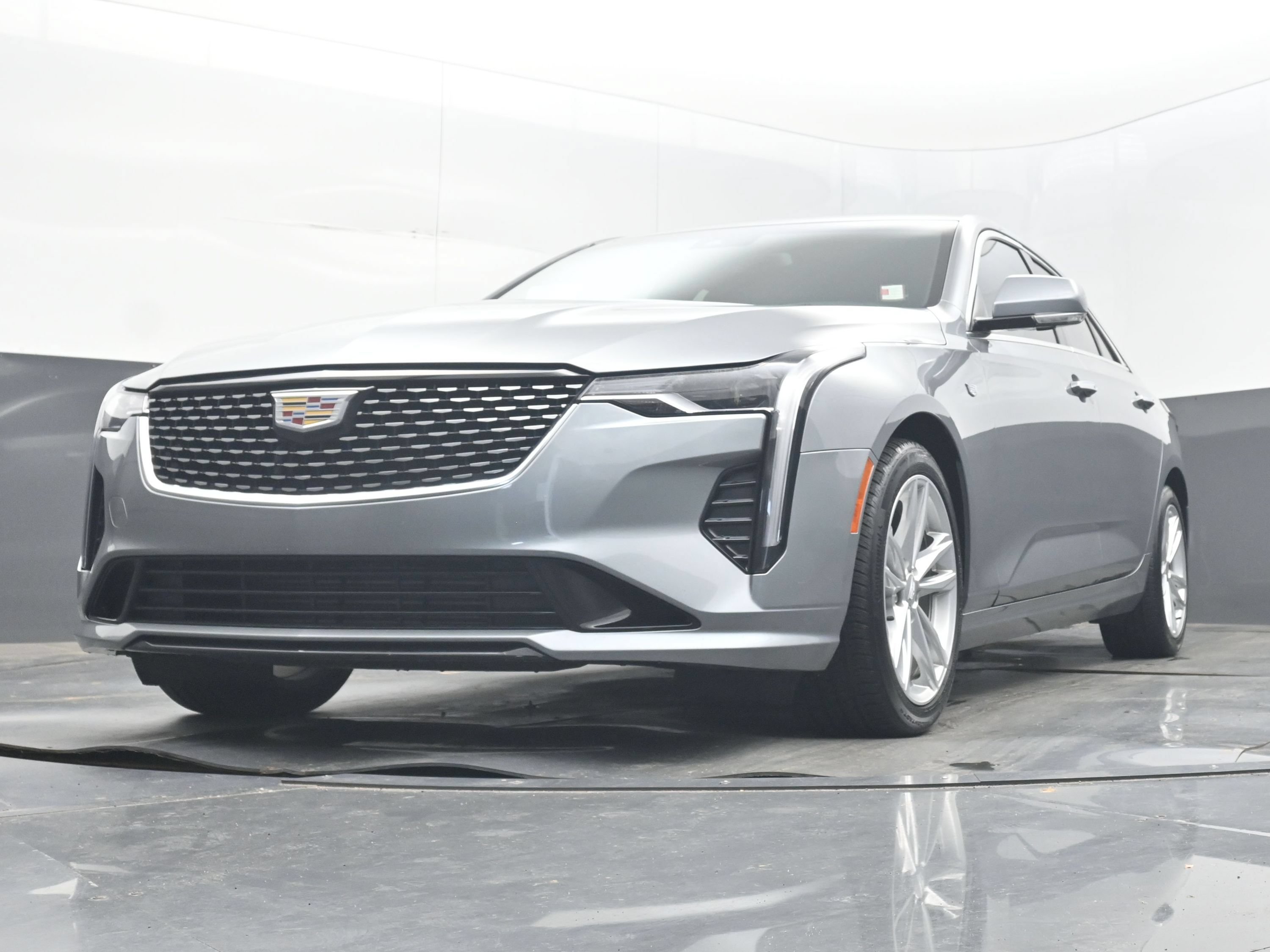 Used 2023 Cadillac CT4 Luxury w/ Sun And Sound Package RWD image 22