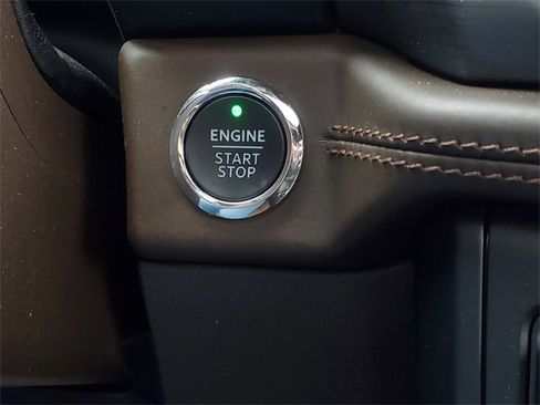 Used 2023 Ford Expedition Max King Ranch image 19