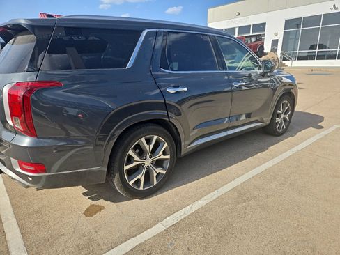 Used 2022 Hyundai Palisade Limited w/ Cargo Package FWD image 5