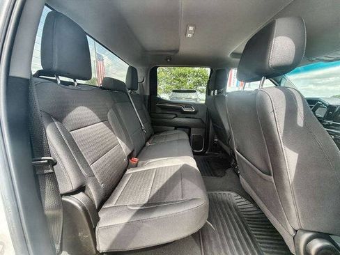 Used 2025 Chevrolet Silverado 1500 LT RWD image 26