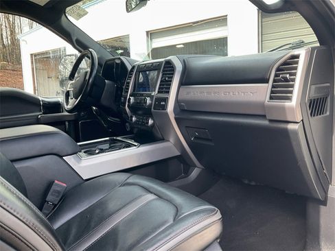 Used 2020 Ford F350 Platinum w/ FX4 Off-Road Package image 11