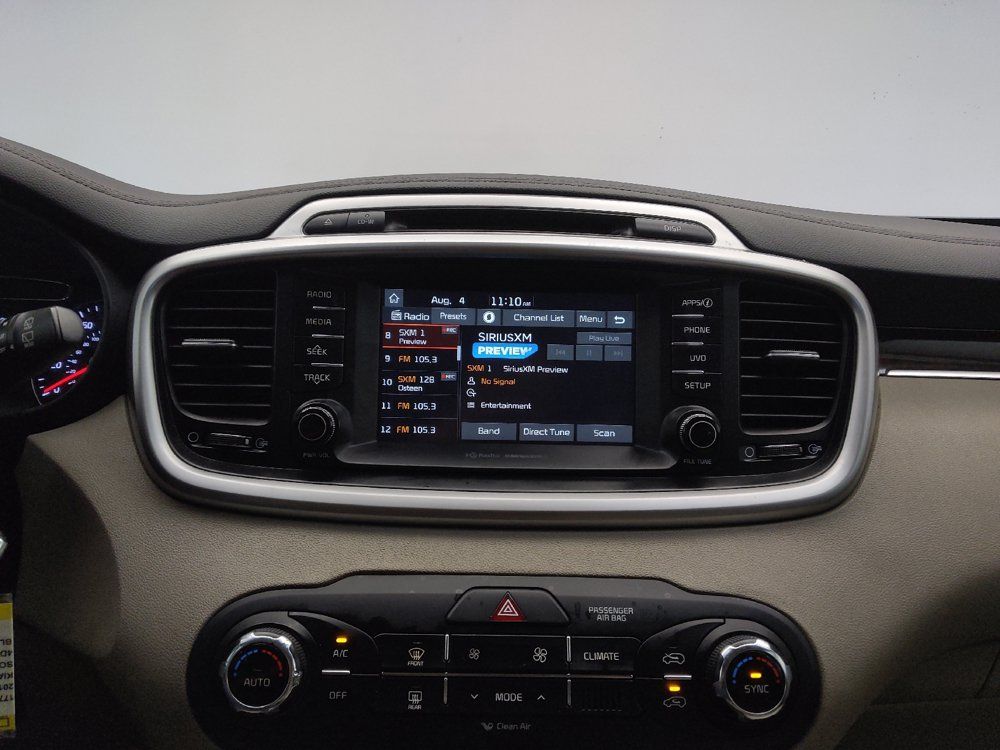 Used 2018 Kia Sorento FWD image 25