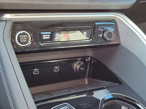 Certified 2025 Audi Q5 Premium Plus AWD/4WD image 26