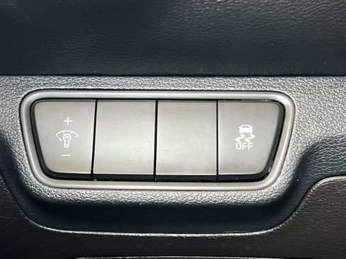 Used 2023 Kia Forte LXS image 27