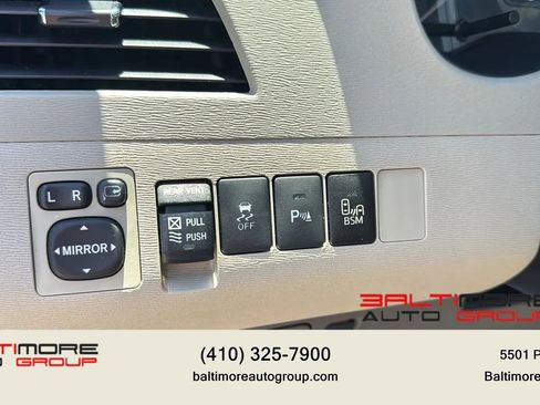 Used 2013 Toyota Sienna Limited w/ Premium Pkg AWD/4WD image 35