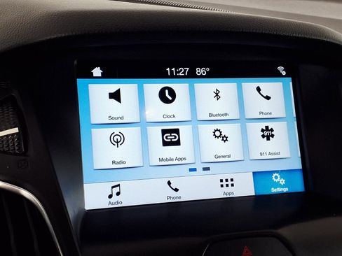 Used 2017 Ford Focus SEL image 20