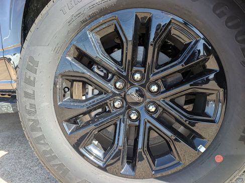 Used 2025 Ford F150 XLT w/ Equipment Group 302A MID image 6