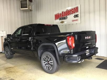 New 2026 GMC Sierra 1500 AT4 w/ AT4 Premium Package