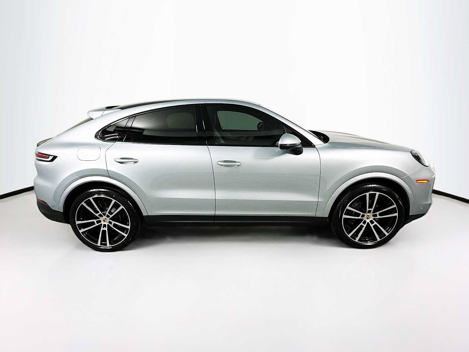 Used 2026 Porsche Cayenne Coupe AWD/4WD image 8
