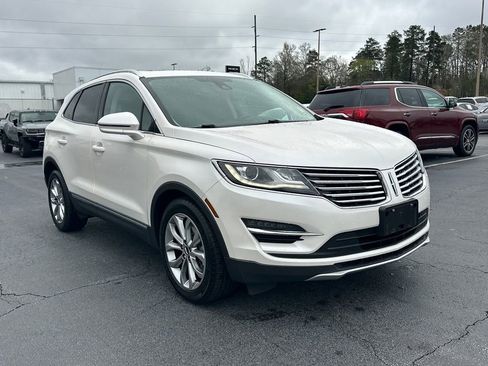 Used 2018 Lincoln MKC Select w/ Select Plus Package image 4
