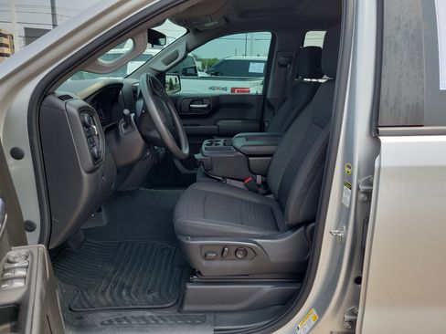 Used 2022 Chevrolet Silverado 1500 Custom Trail Boss w/ LPO, Dark Essentials Package AWD/4WD image 15