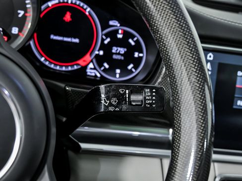 Used 2019 Porsche Panamera Turbo image 34