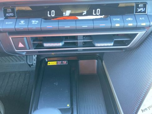 Certified 2026 Toyota Camry SE image 17