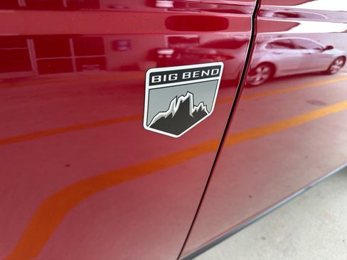 Used 2025 Ford Bronco Big Bend w/ Black Diamond Package AWD/4WD image 4
