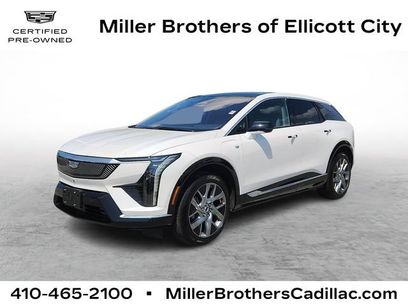 Certified 2025 Cadillac Optiq Luxury 2 w/ LPO, Floor Liner Package