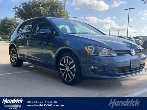 Used 2017 Volkswagen Golf 4-Door FWD image 1