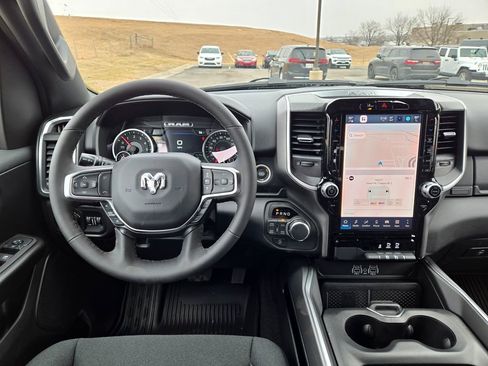 New 2026 RAM 1500 Big Horn AWD/4WD image 17
