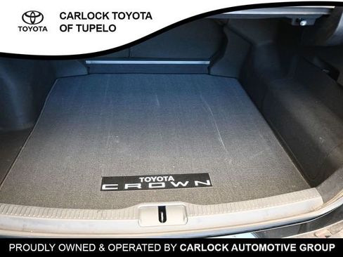 Used 2023 Toyota Crown Limited image 29