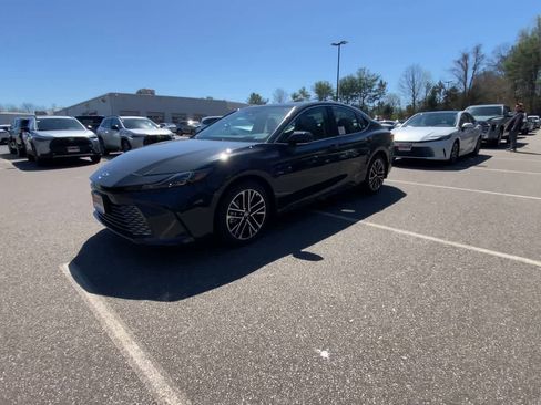 New 2026 Toyota Camry XLE AWD/4WD image 4