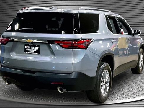 Used 2023 Chevrolet Traverse LT FWD image 6