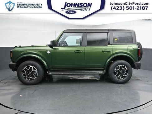 New 2025 Ford Bronco Outer Banks image 7