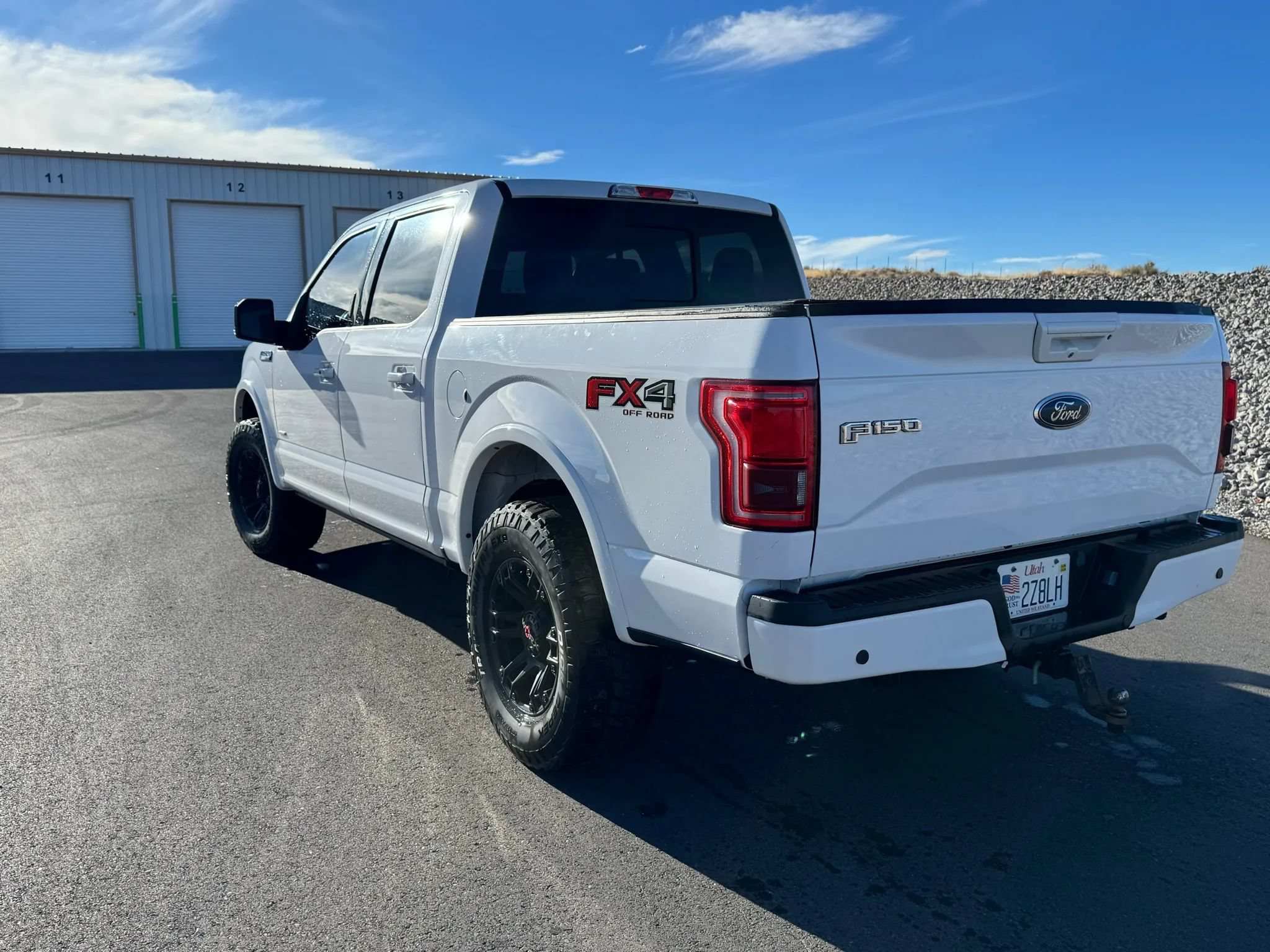 Used 2017 Ford F150 Lariat AWD/4WD image 3