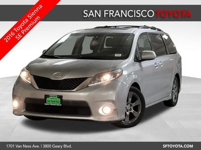 Certified 2016 Toyota Sienna SE Premium w/ Cargo Management Package