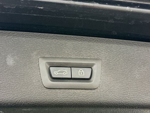 Used 2017 BMW X3 xDrive28i image 31