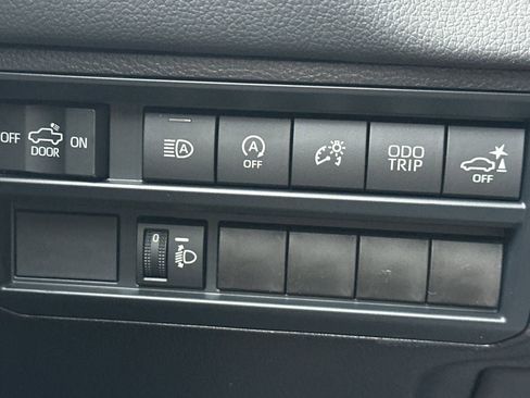 New 2026 Toyota Tundra Limited image 30